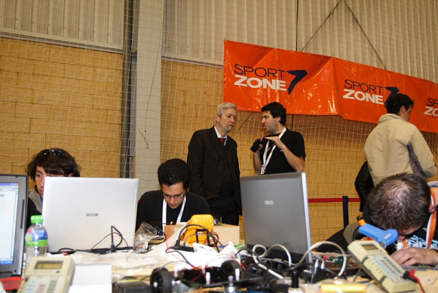 Thumbnail da galeria Roboparty